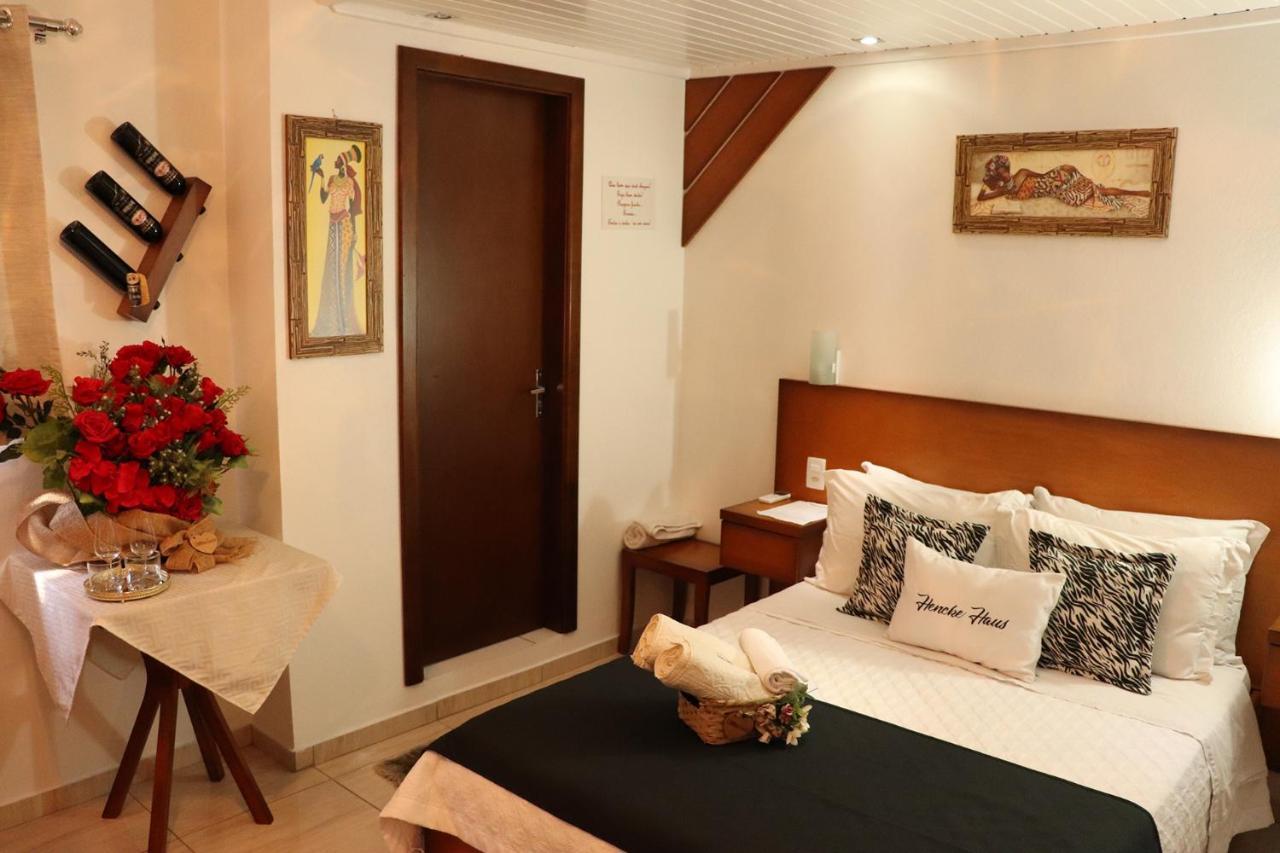 Pousada Hencke Haus Canela Bagian luar foto